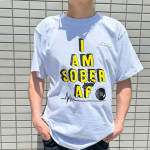 新・MARUKUオリジナルTシャツ <br>“I AM SOBER AF" 「わたしはすこぶるシラフ」